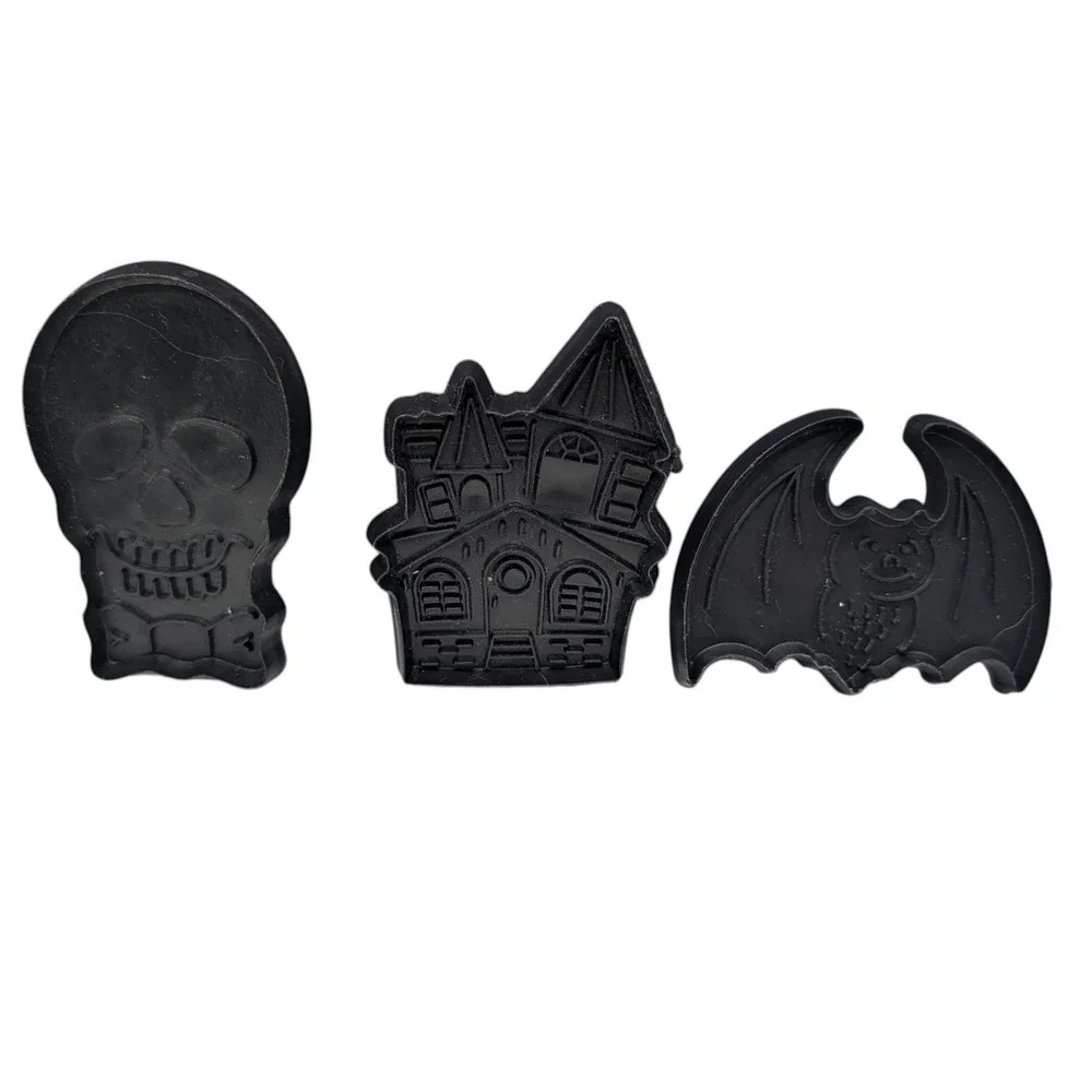 Vintage Halloween Cookie Cutters Black Skull Haunted House Bat Set of‎ Three